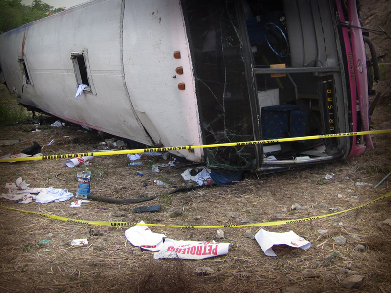 mitin-peña-nieto-accidente-camion